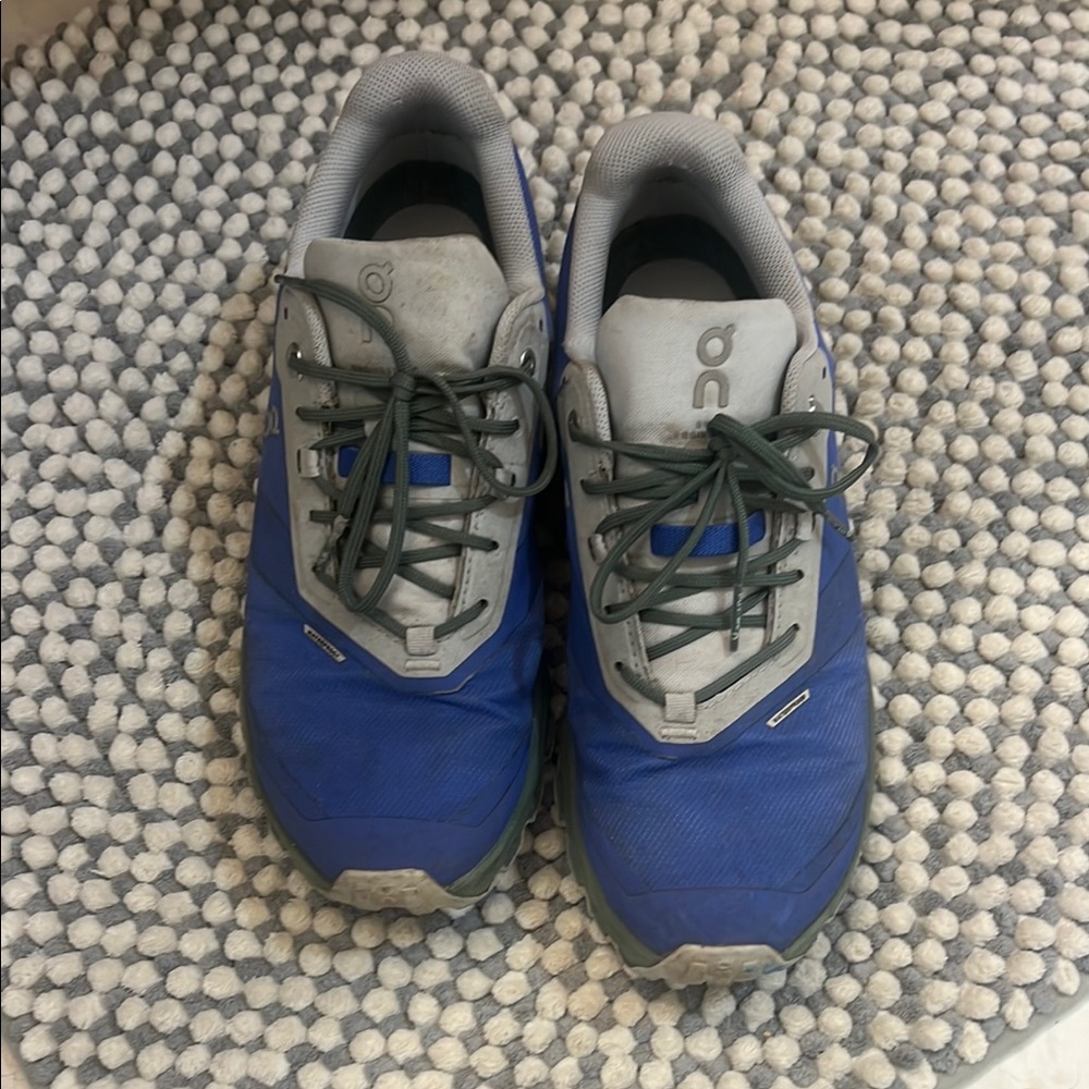On Running Blue and Gray Athletic Shoes